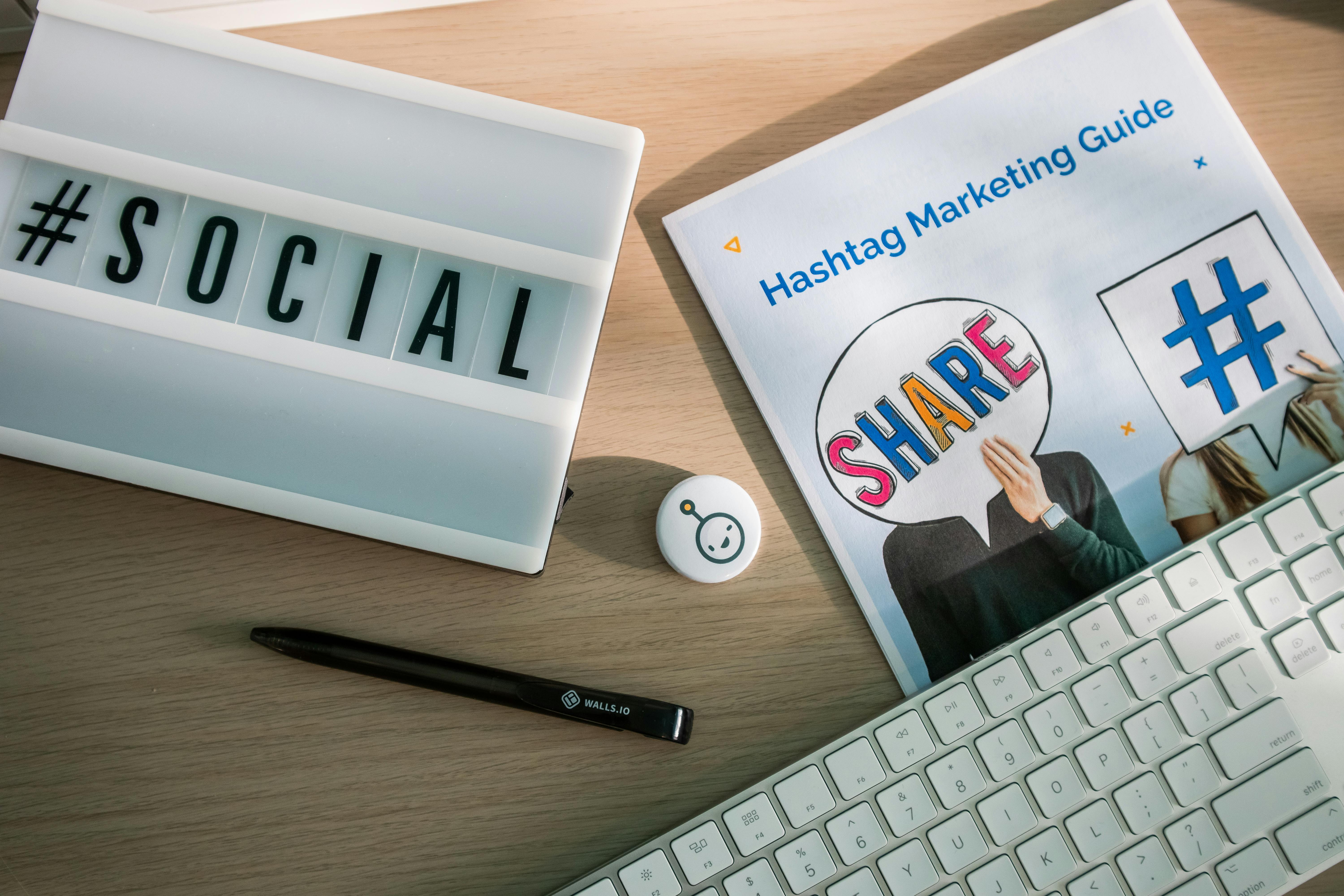 Marketing & Content